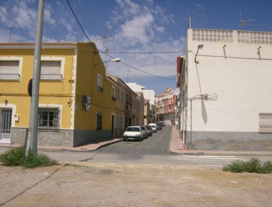 FINALIZAN LAS OBRAS DE REGENARACIÓN Y ARREGLO DE ACERAS Y LA SUSTITUCIÓN DE LA RED DE ALCANTARILLADO EN LA CALLE DOCTOR FLEMING (2008), Foto 2