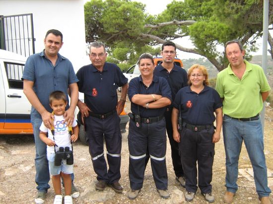 AUTORIDADES MUNICIPALES VISITAN A LAS PATRULLAS MÓVILES DE VIGILANCIA FORESTAL DE PROTECCIÓN CIVIL DE TOTANA EN SIERRA ESPUÑA, Foto 1