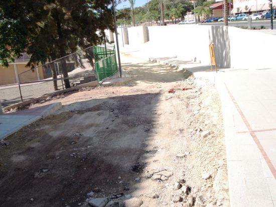 IU DENUNCIA QUE “LAS OBRAS DE LA AVENIDA JUAN CARLOS I EN TOTANA DURAN MÁS DE 3 AÑOS, ANTE LA INDIGNACIÓN ENTRE LOS VECINOS DE LOS BARRIOS DE LAS PERAS Y ERA ALTA”, Foto 4