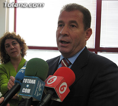 EL PRESIDENTE DEL TSJ Y EL ALCALDE INAUGURAN EL JUZGADO DE INSTRUCCIÓN Y PRIMERA INSTANCIA NÚMERO 4 DEL PARTIDO JUDICIAL DE TOTANA, Foto 9