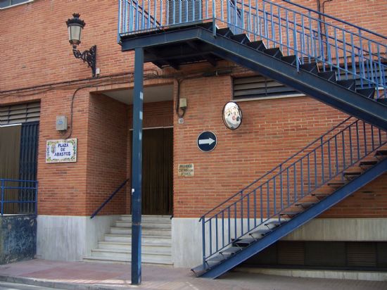 ADJUDICAN LAS OBRAS DE LA “REFORMA DE LA PLAZA DE ABASTOS” PARA CONSTRUIR LA NUEVA SEDE DE LAS DEPENDENCIAS DE LA POLICÍA LOCAL, CON UN PLAZO DE EJECUCIÓN DE SEIS MESES, Foto 1