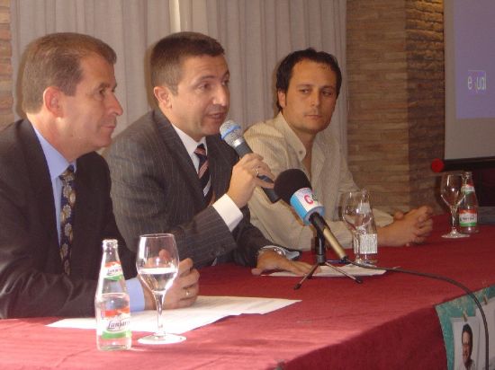 CENTENAR TÉCNICOS DEBATEN EN LA SANTA INICIATIVAS SOBRE PROGRAMAS DE INTERVENCIÓN SOCIAL JORNADAS PROYECTO RESEM-SENENT , Foto 1