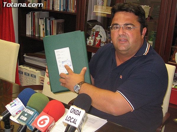 EL CONCEJAL DE URBANISMO CONTESTA AL REQUERIMIENTO SOBRE LA PARALIZACIÓN URGENTE DE LAS OBRAS QUE SE EJECUTAN JUNTO AL HUERTO DE GRAY, Foto 2