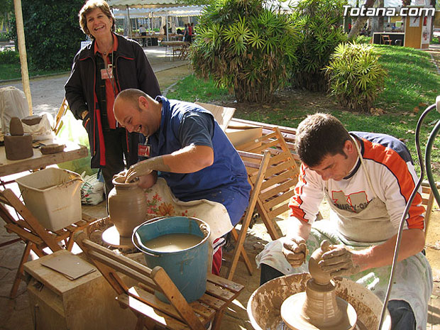 TOTANA SE UNIRÁ A LA “ASOCIACIÓN ESPAÑOLA DE CIUDADES DE LA CERÁMICA” CON EL PROPÓSITO DE POTENCIAR SU TEJIDO PRODUCTIVO A TRAVÉS DEL INTERCAMBIO DE EXPERIENCIAS Y LA REALIZACIÓN DE PROYECTOS EN COMÚN, Foto 1