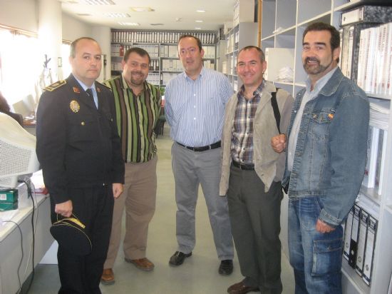 LA CONCEJALÍA DE SEGURIDAD CIUDADANA Y LA POLICÍA LOCAL DE TOTANA MUESTRAN A AUTORIDADES MUNICIPALES Y POLICIALES DE LAS GABIAS (GRANADA) EL PARQUE DE EDUCACIÓN VIAL (2007), Foto 2