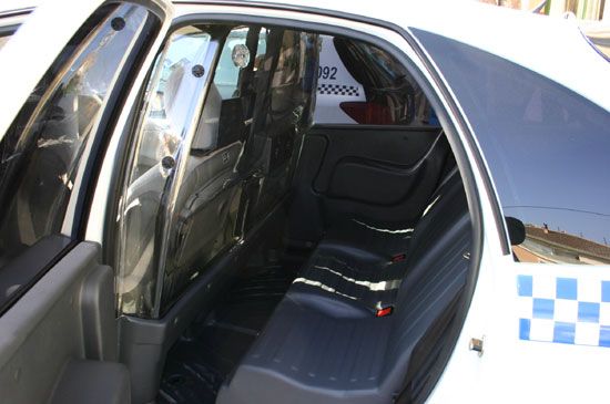 ALCALDE Y CONCEJAL SEGURIDAD ENTREGAN OTRO NUEVO VEHÍCULO AL SARGENTO POLICÍA LOCAL AMPLIAR PARQUE MÓVIL, Foto 5