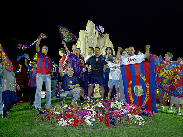 LA PEÑA BARCELONISTA DE TOTANA FESTEJÓ EL TÍTULO DE LIGA CONSEGUIDO POR EL BARÇA, Foto 1