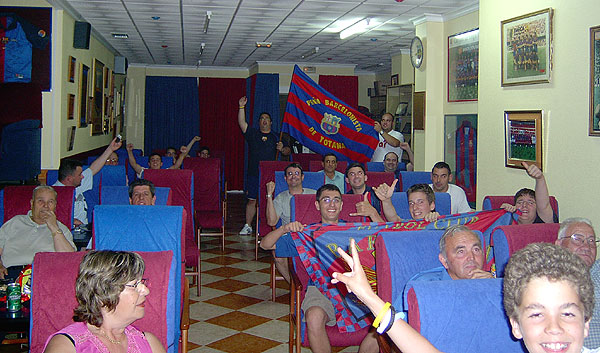 LA PEÑA BARCELONISTA DE TOTANA FESTEJÓ EL TÍTULO DE LIGA CONSEGUIDO POR EL BARÇA, Foto 3