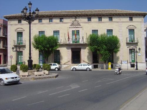 Los cortes en el servicio de abastecimiento de agua impuestos por la mancomunidad de canales del Taibilla se amplían a 12 horas diarias, Foto 1