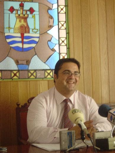 Teniente de alcalde presenta programa de actos que se celebrarán en la residencia de ancianos “la purísima” con motivo del día internacional de las personas mayores, Foto 1