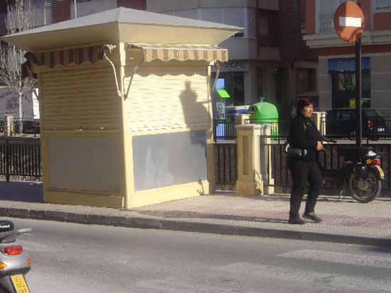 Establecimiento venta churros puente Santa Rita se trasladará calle Calvo Sotelo, junto al parque municipal , Foto 1