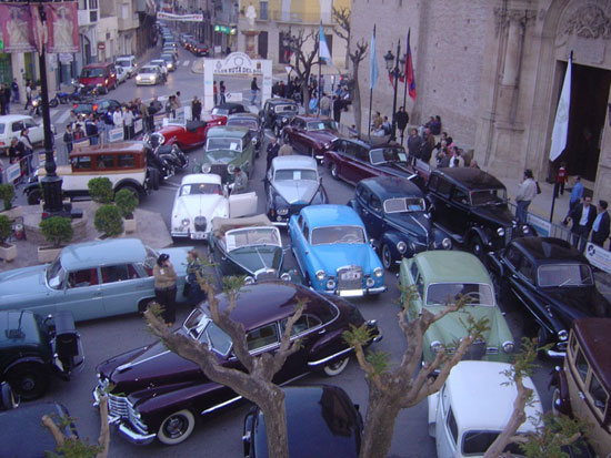 La segunda etapa del IV rallye Región de Murcia reunió a más de 40 vehículos antiguos y congregó a numerosos vecinos y aficionados, Foto 1