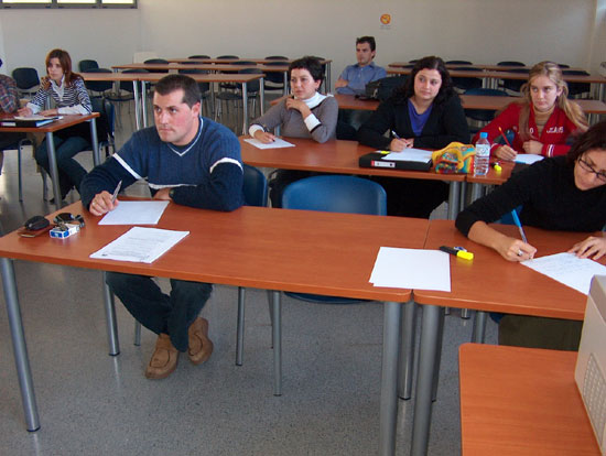 Más de 250 personas participan cursos formativos que se ofrecen en el centro de desarrollo local  hasta finales de este año, Foto 1