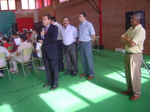 El alcalde abre el curso escolar 2003/2004 de forma oficial en el instituto “Juan de la Cierva” de Totana, Foto 1