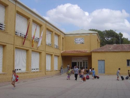 La consejería de educación concede al municipio de Totana dos programas de nuevas enseñanza de formación profesional para el curso 2003/2004, Foto 1