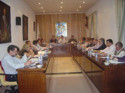 Pleno aprueba proyecto taller de empleo que permitirá la construcción de un nuevo almacén municipal, Foto 1