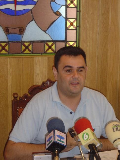 El Ayuntamiento pondrá en funcionamiento un servicio de transporte escolar desde las pedanías a los institutos de Totana, Foto 1