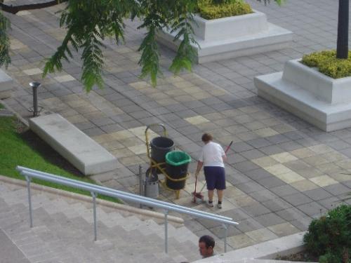 El Ayuntamiento de Totana contrata a 61 trabajadores desempleados para realizar trabajos de limpieza de caminos y espacios públicos, Foto 1