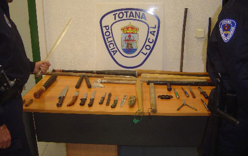 El Grupo Especial Intervención Policia Local practica 65 detenciones en los 256 servivios prestados en los últimos cuatro meses de 2003 , Foto 1