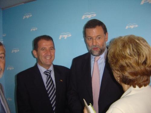 El alcalde de Totana se reúne con el candidato popular al gobierno de la nación, mariano rajoy, en el marco de unas jornadas nacionales de diputados autonómicos, Foto 1