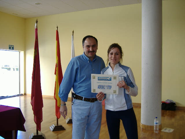 LA SALA POLIVALENTE DE LA PISCINA CUBIERTA ACOGE UN SEMINARIO DE AERÓBIC Y STEP, CON LA PARTICIPACIÓN DE 15 PERSONAS  - 4