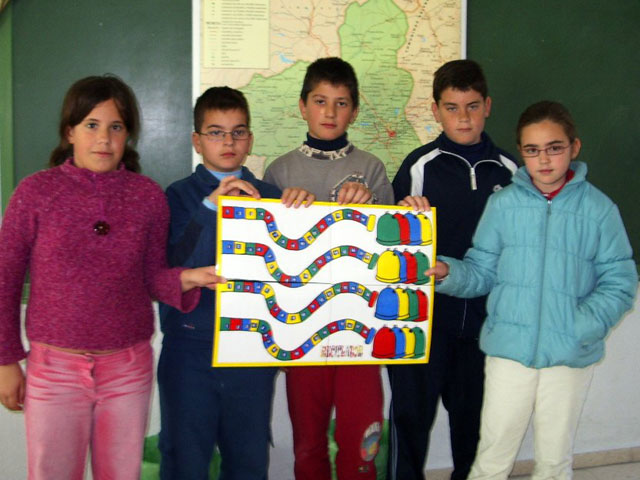 LA CONCEJALA DE EDUCACIN FELICITA AL COLEGIO TIERNO GALVN POR SUS XITOS EN LA CONVOCATORIA DE LOS PREMIOS CONSUMPOLIS QUE OTORGA LA COMUNIDAD AUTNOMA  (2006) - 3