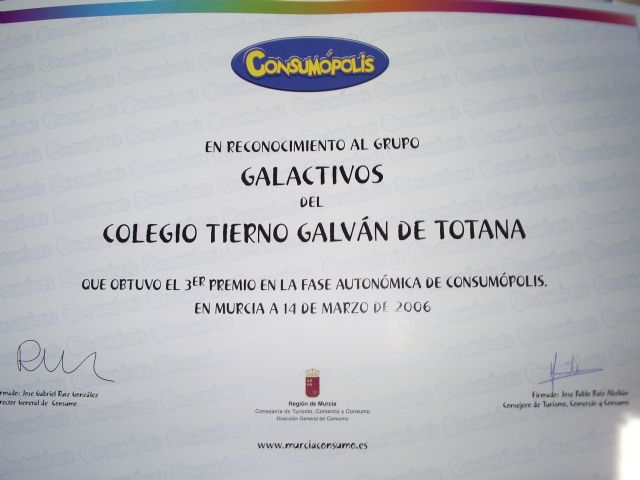 LA CONCEJALA DE EDUCACIN FELICITA AL COLEGIO TIERNO GALVN POR SUS XITOS EN LA CONVOCATORIA DE LOS PREMIOS CONSUMPOLIS QUE OTORGA LA COMUNIDAD AUTNOMA  (2006) - 44