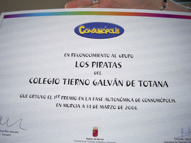 LA CONCEJALA DE EDUCACIN FELICITA AL COLEGIO TIERNO GALVN POR SUS XITOS EN LA CONVOCATORIA DE LOS PREMIOS CONSUMPOLIS QUE OTORGA LA COMUNIDAD AUTNOMA  (2006) - 42