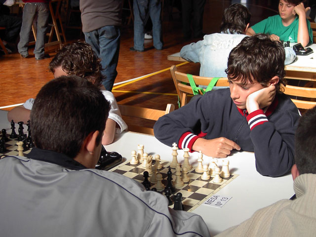 BUENOS RESULTADOS DE LOS ESCOLARES TOTANEROS EN LOS CAMPEONATOS REGIONALES DE TENIS DE MESA Y AJEDREZ DE DEPORTE ESCOLAR - 1