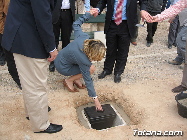 SE COLOCA LA PRIMERA PIEDRA DEL CENTRO MUNICIPAL DE PERSONAS MAYORES EN EL PARETÓN, CON UN PRESUPUESTO DE 220.000 EUROS - 13