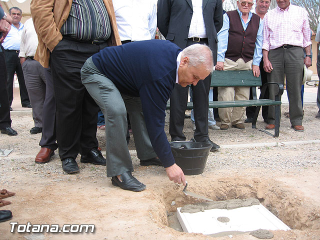 SE COLOCA LA PRIMERA PIEDRA DEL CENTRO MUNICIPAL DE PERSONAS MAYORES EN EL PARETÓN, CON UN PRESUPUESTO DE 220.000 EUROS - 24