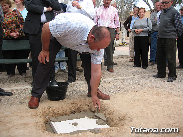 SE COLOCA LA PRIMERA PIEDRA DEL CENTRO MUNICIPAL DE PERSONAS MAYORES EN EL PARETÓN, CON UN PRESUPUESTO DE 220.000 EUROS - 28
