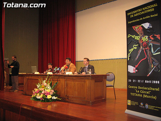 EL CONCEJAL DE PARTICIPACIÓN CIUDADANA OFRECE UNA RECEPCIÓN INSTITUCIONAL A REPRESENTANTES ASOCIACIONES DE ASTURIAS, PAÍS VASCO Y MADRID QUE PARTICPAN ENCUENTRO NACIONAL DE TOTANA - 4