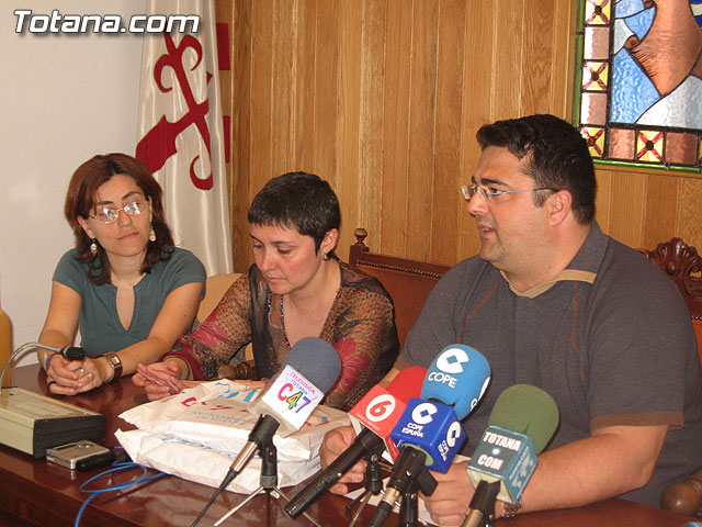 EL CONCEJAL DE PARTICIPACIÓN CIUDADANA OFRECE UNA RECEPCIÓN INSTITUCIONAL A REPRESENTANTES ASOCIACIONES DE ASTURIAS, PAÍS VASCO Y MADRID QUE PARTICPAN ENCUENTRO NACIONAL DE TOTANA - 9