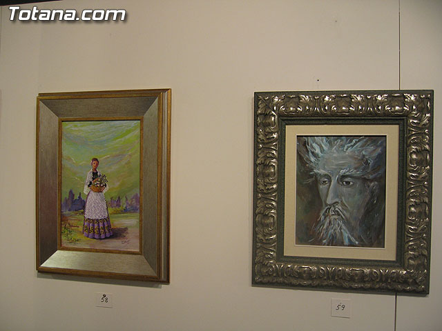 LA CONCEJAL DE CULTURA INAUGURA LA EXPOSICIÓN DE PINTURA DE FRANCISCO ALARTE ENTRE FLORES Y FRUTOS - 13