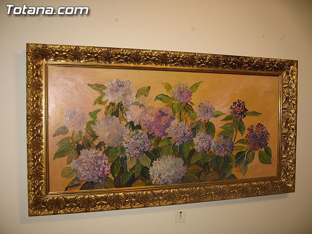 LA CONCEJAL DE CULTURA INAUGURA LA EXPOSICIÓN DE PINTURA DE FRANCISCO ALARTE ENTRE FLORES Y FRUTOS - 14