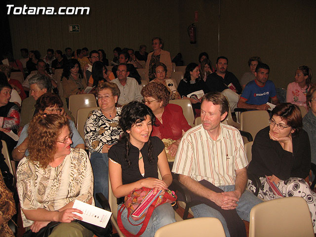 SE PRESENTA A LAS ASOCIACIONES DE TOTANA EL PROYECTO MAGAP-EMPLEO EN UN ACTO DE INAUGURACIÓN EN EL CENTRO SOCIOCULTURAL LA CÁRCEL - 7