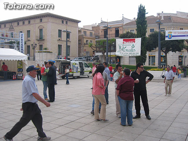 SE INAUGURA LA FERIA DE LA III JORNADAS DE SEGURIDAD Y SALUD LABORAL QUE SE CELEBRA EN LA PLAZA BALSA VIEJA - 19