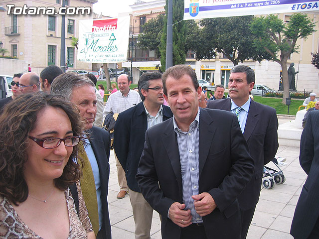 SE INAUGURA LA FERIA DE LA III JORNADAS DE SEGURIDAD Y SALUD LABORAL QUE SE CELEBRA EN LA PLAZA BALSA VIEJA - 41