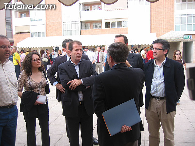 SE INAUGURA LA FERIA DE LA III JORNADAS DE SEGURIDAD Y SALUD LABORAL QUE SE CELEBRA EN LA PLAZA BALSA VIEJA - 49