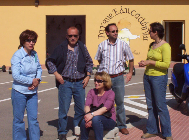 LOS COLEGIOS DE El CHIRIVEL Y DE MARIA DE LA VECINA PROVINCIA DE ALMERIA, PRACTICAN SEGURIDAD VIAL EN EL PARQUE DE EDUCACION VIAL DE TOTANA - 5