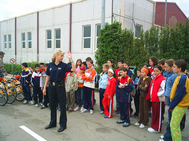 LOS COLEGIOS DE El CHIRIVEL Y DE MARIA DE LA VECINA PROVINCIA DE ALMERIA, PRACTICAN SEGURIDAD VIAL EN EL PARQUE DE EDUCACION VIAL DE TOTANA - 28