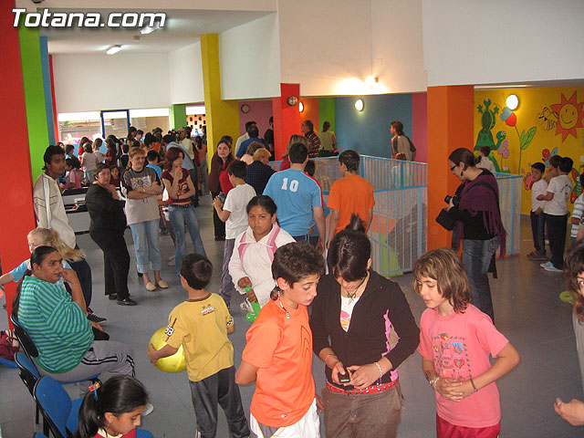 SE INAUGURAN LOS TRABAJOS REALIZADOS EN LA EDUTECA PARCHIS DEL CENTRO SOCIAL EN EL BARRIO DEL PARRAL - 24