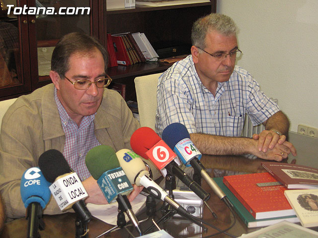 LA FUNDACIÓN LA SANTA DE TOTANA CEDE A LA BIBLIOTECA MUNICIPAL FONDOS BIBLIOGRÁFICOS SOBRE LA FIGURA DE LA PATRONA SANTA EULALIA - 5