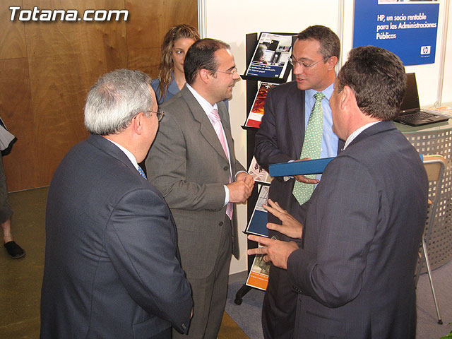 TOTANA.COM ESTUVO PRESENTE EN SICARM 2006, QUE FUE INAUGURADO POR  EL CONSEJERO DE INDUSTRIA Y MEDIO AMBIENTE, BENITO MERCADER Y QUE HA REGISTRADO UN RECORD DE ASISTENCIA - 5