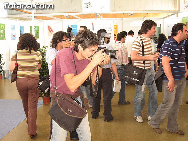 TOTANA.COM ESTUVO PRESENTE EN SICARM 2006, QUE FUE INAUGURADO POR  EL CONSEJERO DE INDUSTRIA Y MEDIO AMBIENTE, BENITO MERCADER Y QUE HA REGISTRADO UN RECORD DE ASISTENCIA - 38