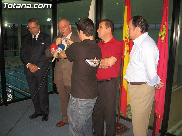 AUTORIDADES LOCALES INAUGURAN UNA GALERA DE TIRO DE ARMAS NEUMTICAS EN LOS STANOS DE LA PISCINA MUNICIPAL CUBIERTA - 19