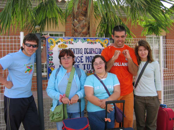 DOS ALUMNOS TOTANEROS DEL CENTRO OCUPACIONAL JOSÉ MOYÁ TRILLA, ENTRE LOS CINCO MEJORES DE ESPAÑA EN EL CAMPEONATO DE ATLETISMO PARA DISCAPACITADOS PSÍQUICOS (2006) - 3