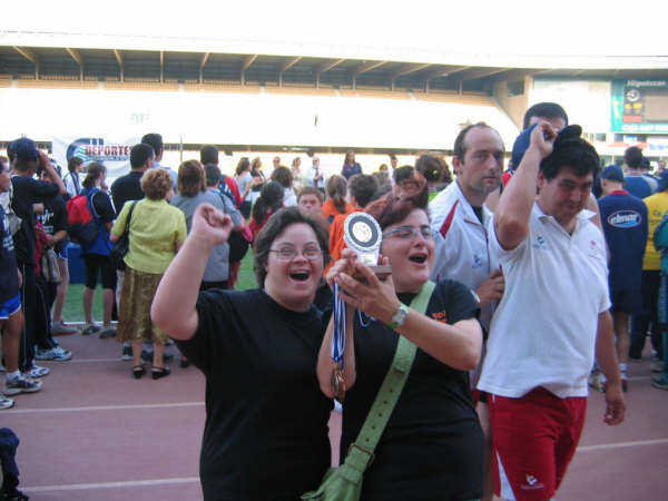 DOS ALUMNOS TOTANEROS DEL CENTRO OCUPACIONAL JOSÉ MOYÁ TRILLA, ENTRE LOS CINCO MEJORES DE ESPAÑA EN EL CAMPEONATO DE ATLETISMO PARA DISCAPACITADOS PSÍQUICOS (2006) - 83