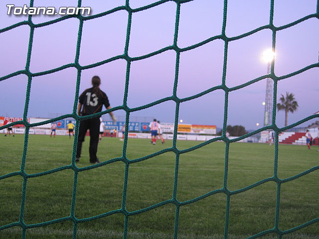 LA CONCEJALIA DE DEPORTES Y LOS DELEGADOS DE EQUIPO DE LA LIGA DE FÚTBOL AFICIONADO HOMENAJEARON A JUAN CAYUELA SÁNCHEZ “EL ZURO” EN SU DESPEDIDA COMO ÁRBITRO DE FÚTBOL AFICIONADO - 4